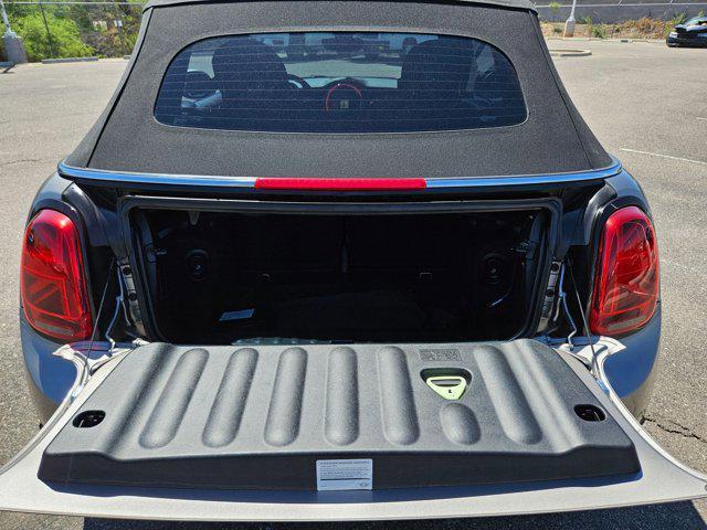 Photo of 2019 Melting Silver Metallic MINI Convertible