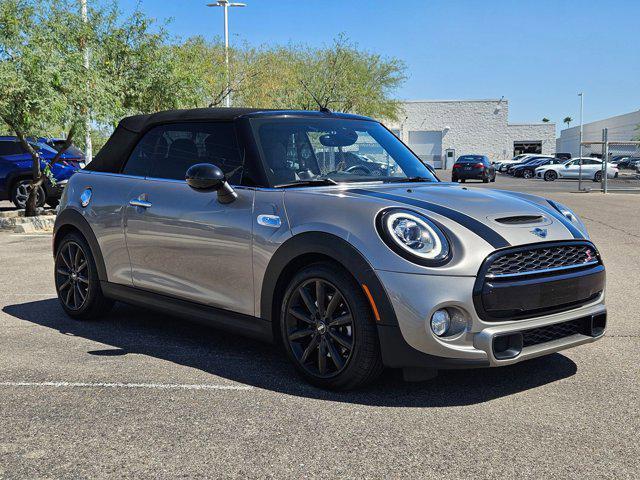Photo of 2019 Melting Silver Metallic MINI Convertible