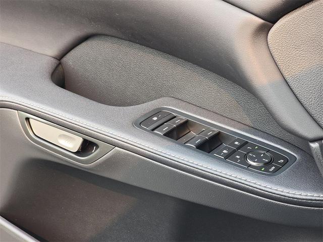 Photo of 2023 Iridium Lexus RX 350