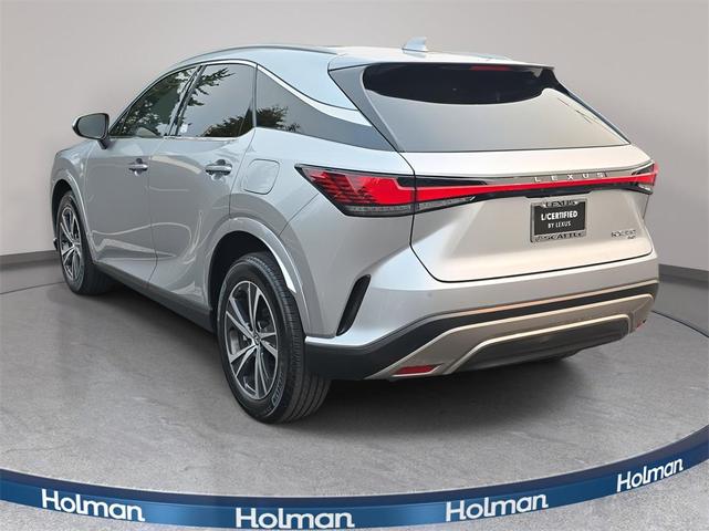 Photo of 2023 Iridium Lexus RX 350