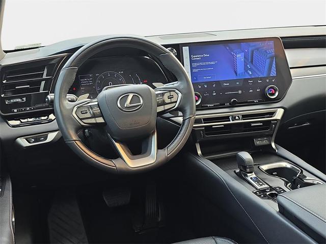 Photo of 2023 Iridium Lexus RX 350