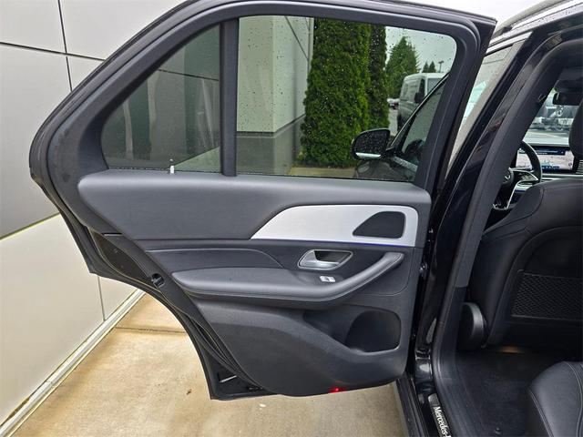 Photo of 2024 Black Mercedes-Benz GLE 350