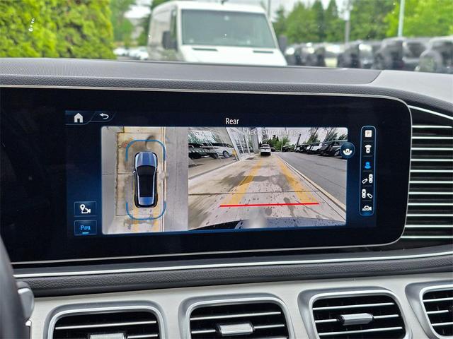 Photo of 2024 Black Mercedes-Benz GLE 350