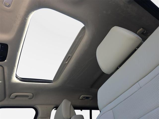 Photo of 2024 Phantom Black Hyundai SANTA FE
