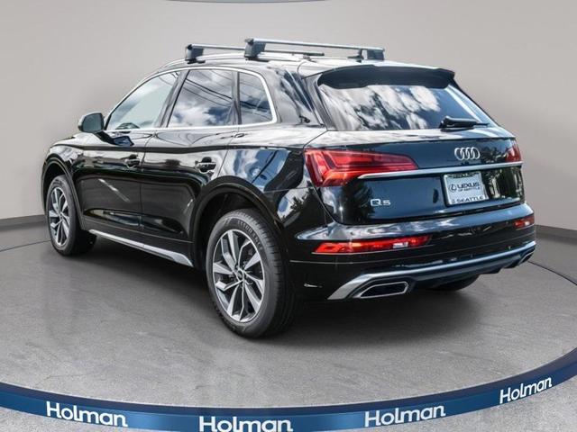 Photo of 2024 Gray Audi Q5