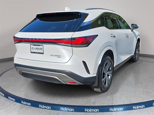 Photo of 2023 Eminent White Pearl Lexus RX 350