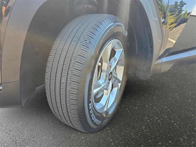 Photo of 2022 Phantom Black Hyundai TUCSON