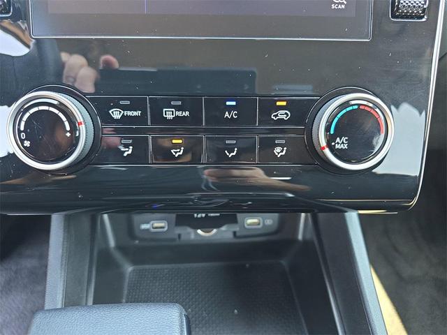 Photo of 2022 Phantom Black Hyundai TUCSON