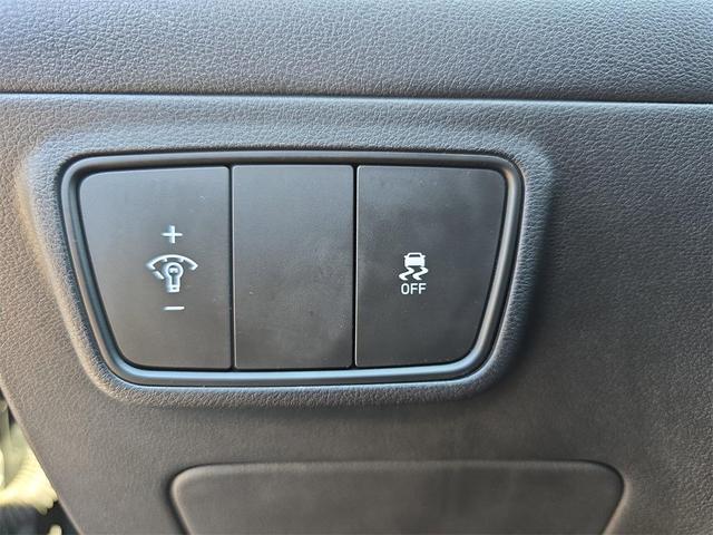 Photo of 2022 Phantom Black Hyundai TUCSON