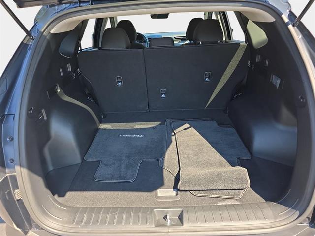 Photo of 2022 Phantom Black Hyundai TUCSON