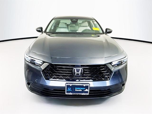 Photo of 2024 Meteorite Gray Metallic Honda Accord