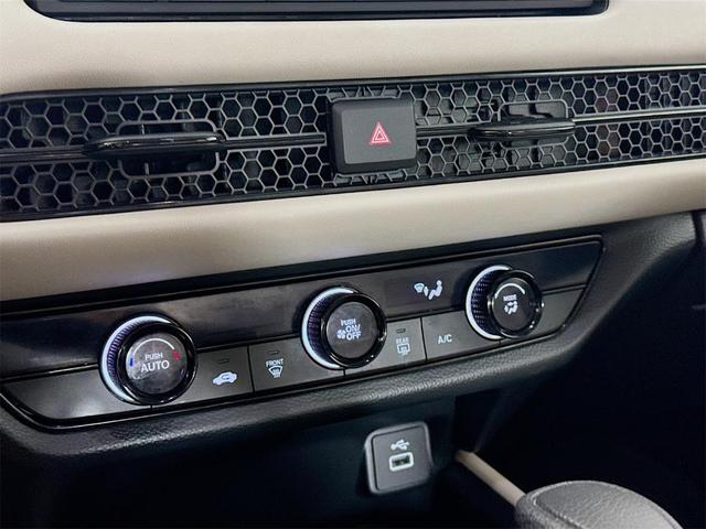Photo of 2023 Lunar Silver Metallic Honda HR-V