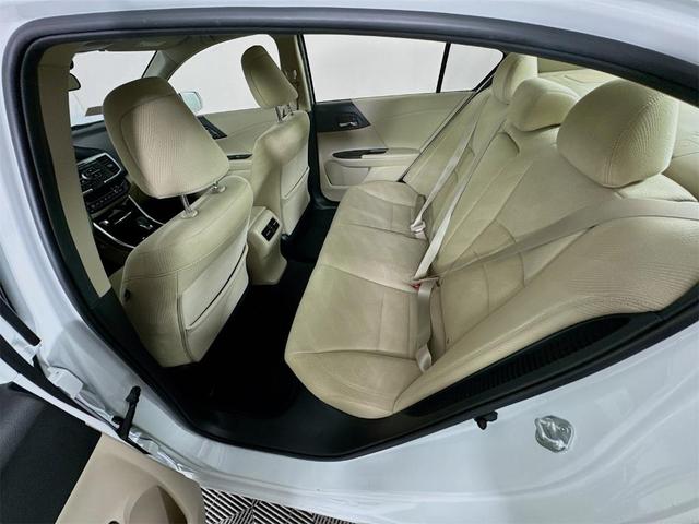 Photo of 2017 White Orchid Pearl Honda Accord Hybrid