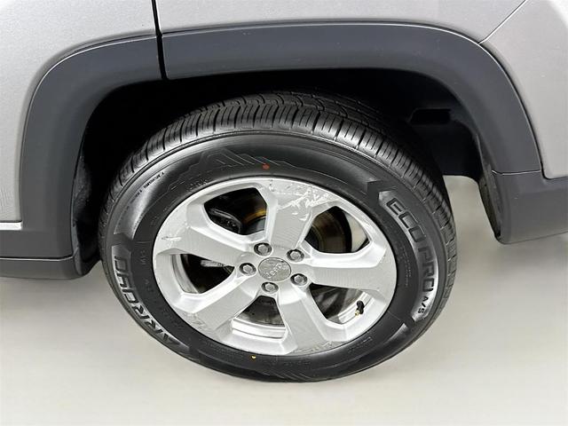 Photo of 2018 Billet Silver Metallic Clearcoat Jeep Compass