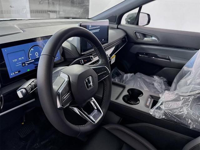 Photo of 2025 Silver Honda Prologue