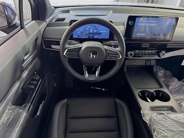 Photo of 2025 Silver Honda Prologue
