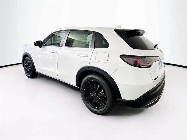 Photo of 2026 Platinum White Pearl Honda HR-V