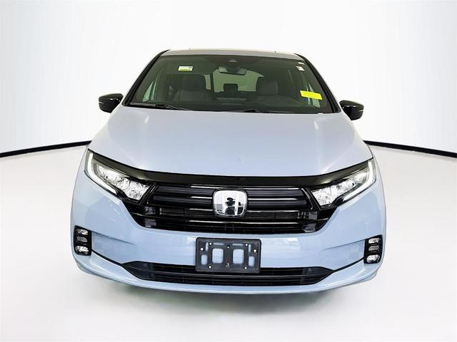 Photo of 2023 Sonic Gray Pearl Honda Odyssey
