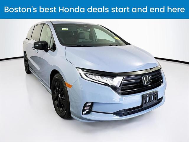 Photo of 2023 Sonic Gray Pearl Honda Odyssey
