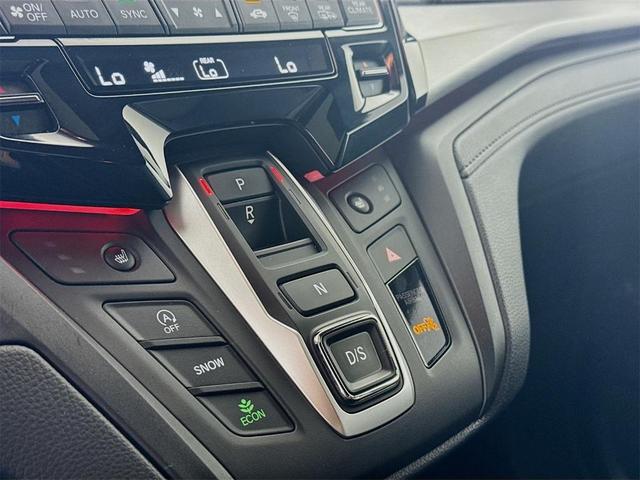 Photo of 2023 Sonic Gray Pearl Honda Odyssey