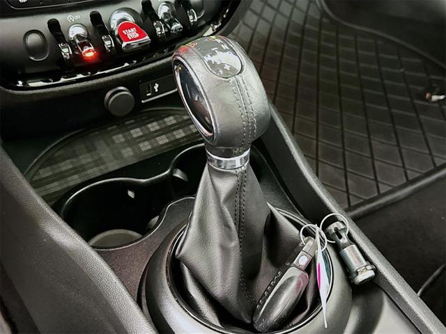 Photo of 2019 Pepper White MINI Clubman