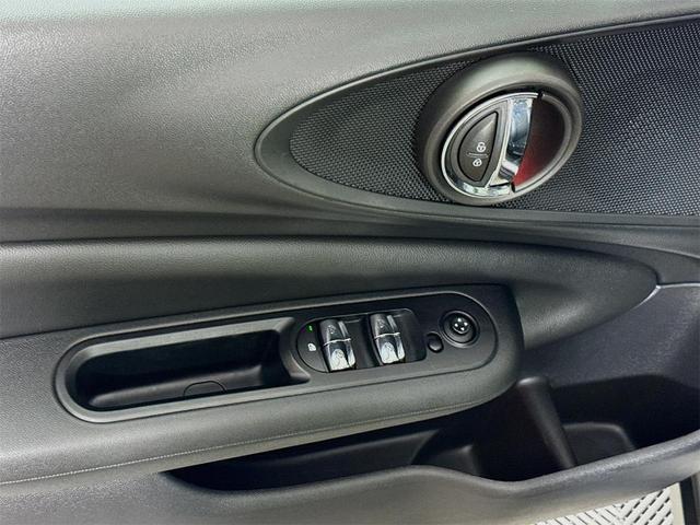 Photo of 2019 Pepper White MINI Clubman