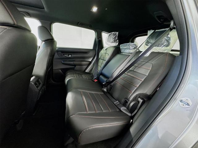 Photo of 2026 Solar Silver Metallic Honda CR-V Hybrid