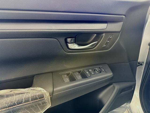 Photo of 2026 Solar Silver Metallic Honda CR-V Hybrid