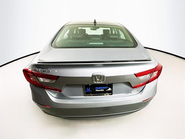 Photo of 2022 Lunar Silver Metallic Honda Accord