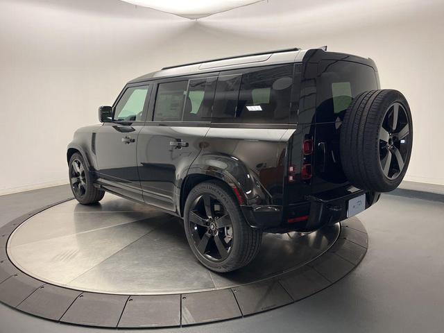 Photo of 2025 Santorini Black Metallic Land Rover Defender
