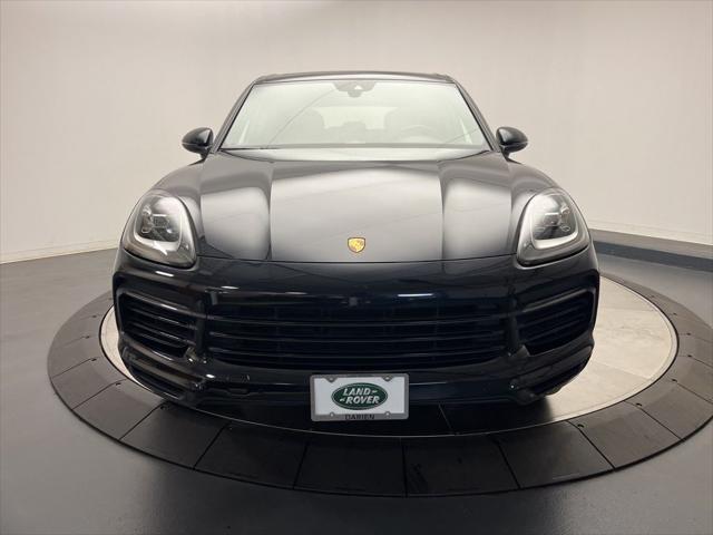 Photo of 2020 Moonlight Blue Porsche Cayenne