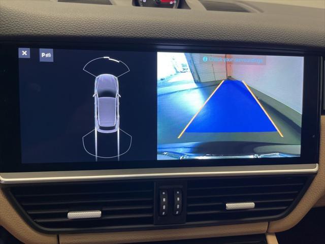 Photo of 2020 Moonlight Blue Porsche Cayenne