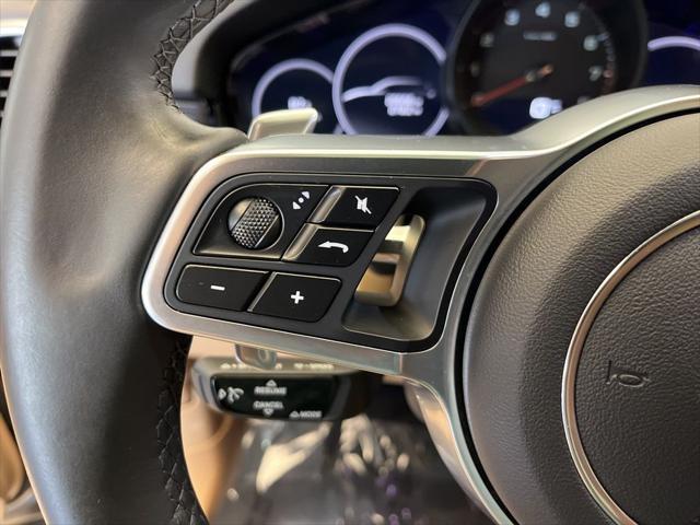 Photo of 2020 Moonlight Blue Porsche Cayenne