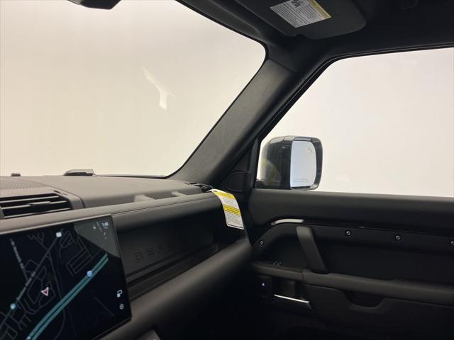 Photo of 2025 Santorini Black Metallic Land Rover Defender