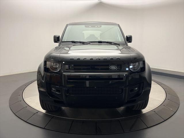 Photo of 2025 Santorini Black Metallic Land Rover Defender