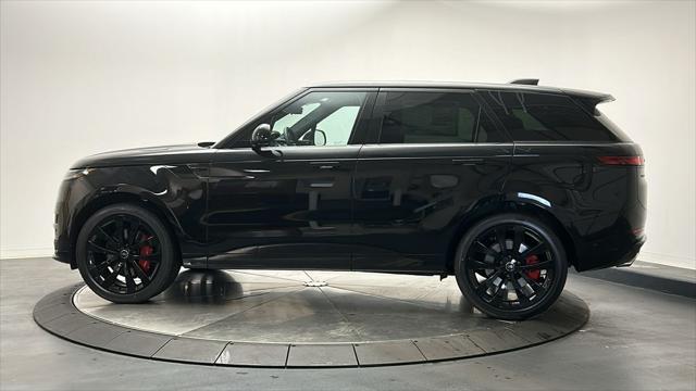 Photo of 2025 Santorini Black Metallic Land Rover Range Rover Sport