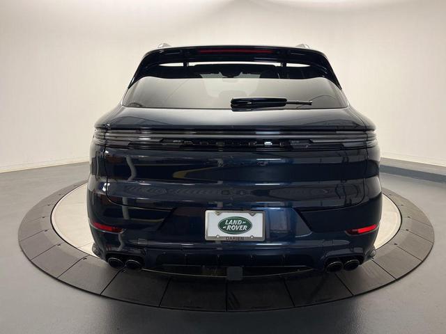 Photo of 2025 Algarve Blue Metallic Porsche Cayenne