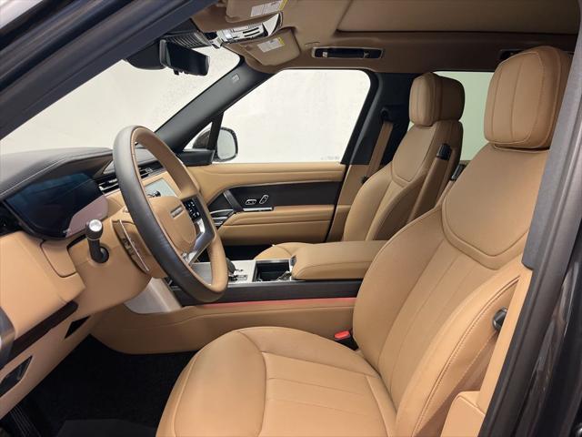 Photo of 2025 Carpathian Gray Premium Metallic Land Rover Range Rover
