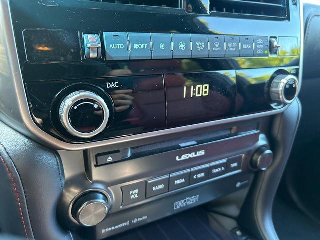 Photo of 2022 White Lexus GX 460