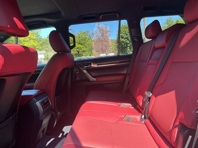 Photo of 2022 White Lexus GX 460