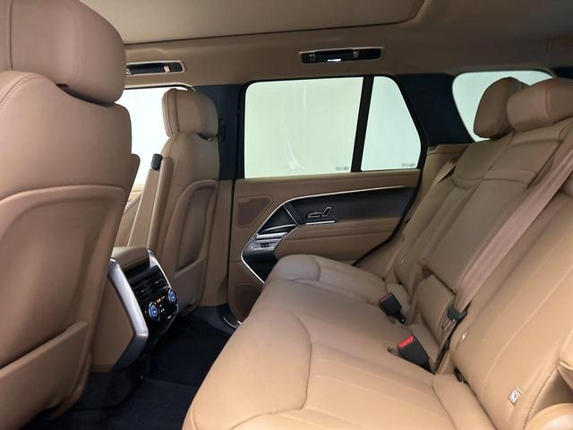 Photo of 2025 Belgravia Green Metallic Land Rover Range Rover