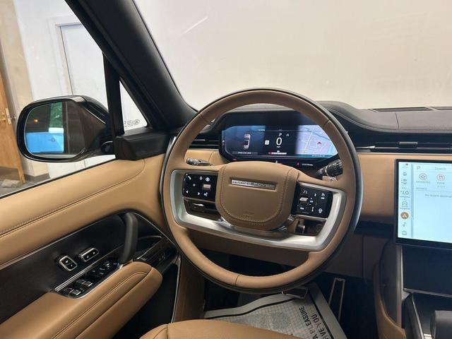 Photo of 2025 Belgravia Green Metallic Land Rover Range Rover