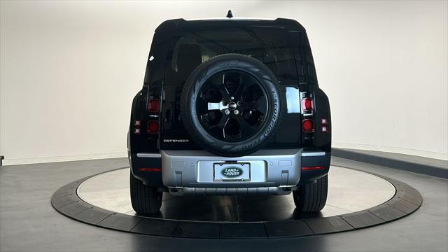 Photo of 2025 Santorini Black Metallic Land Rover Defender
