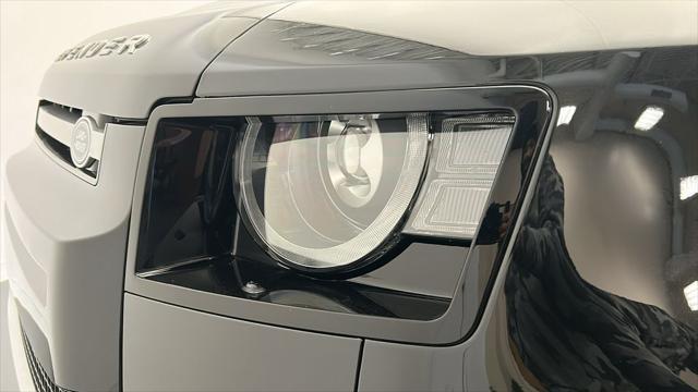 Photo of 2025 Santorini Black Metallic Land Rover Defender