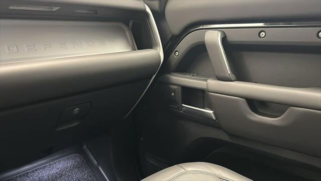 Photo of 2025 Santorini Black Metallic Land Rover Defender