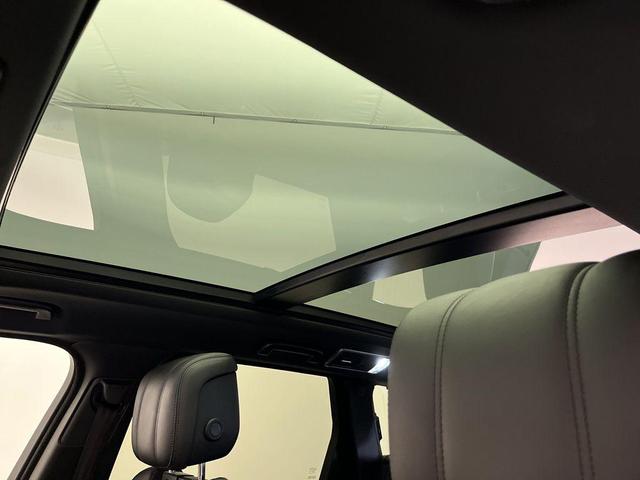 Photo of 2020 Santorini Black Metallic Land Rover Range Rover Sport