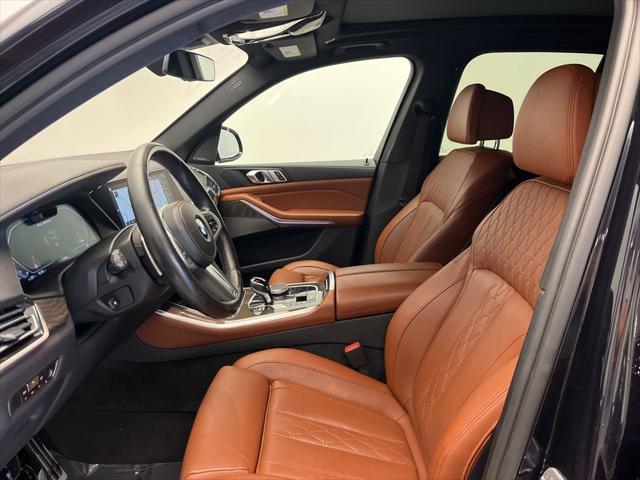 Photo of 2022 Carbon Black Metallic BMW X5