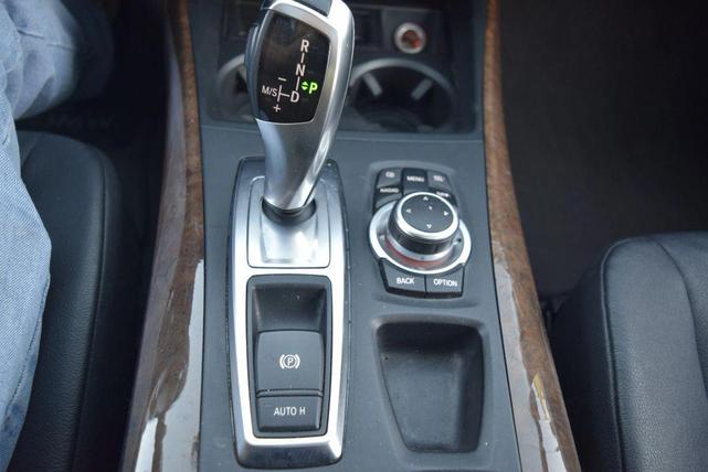 Photo of 2011 Gray BMW X5