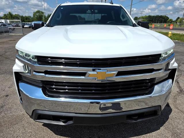 Photo of 2019 White Chevrolet Silverado 1500