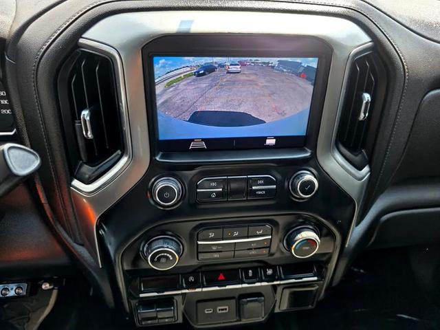 Photo of 2019 White Chevrolet Silverado 1500